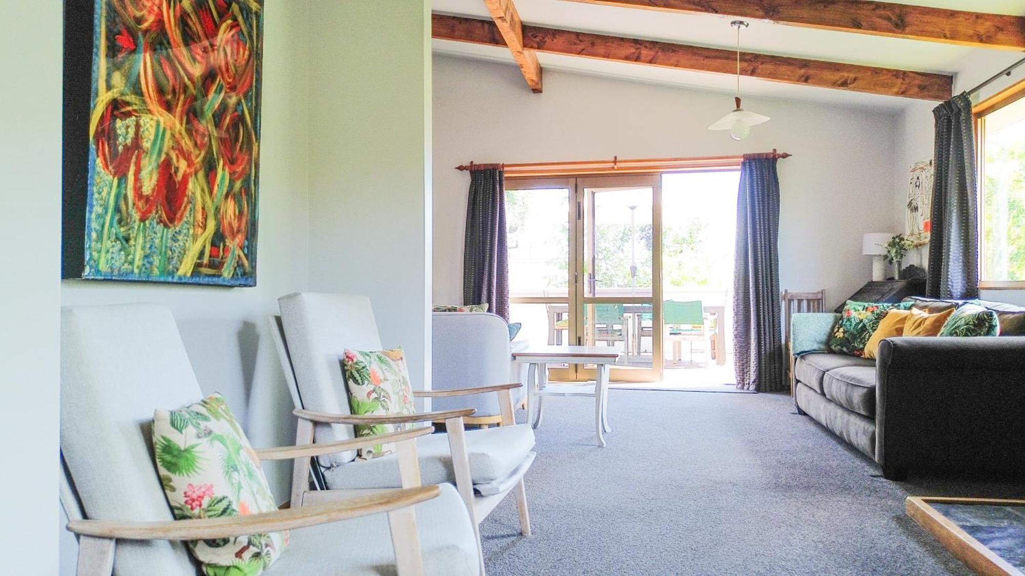 Large, Comfy, Stylish Apartment Havelock North Zewnętrze zdjęcie