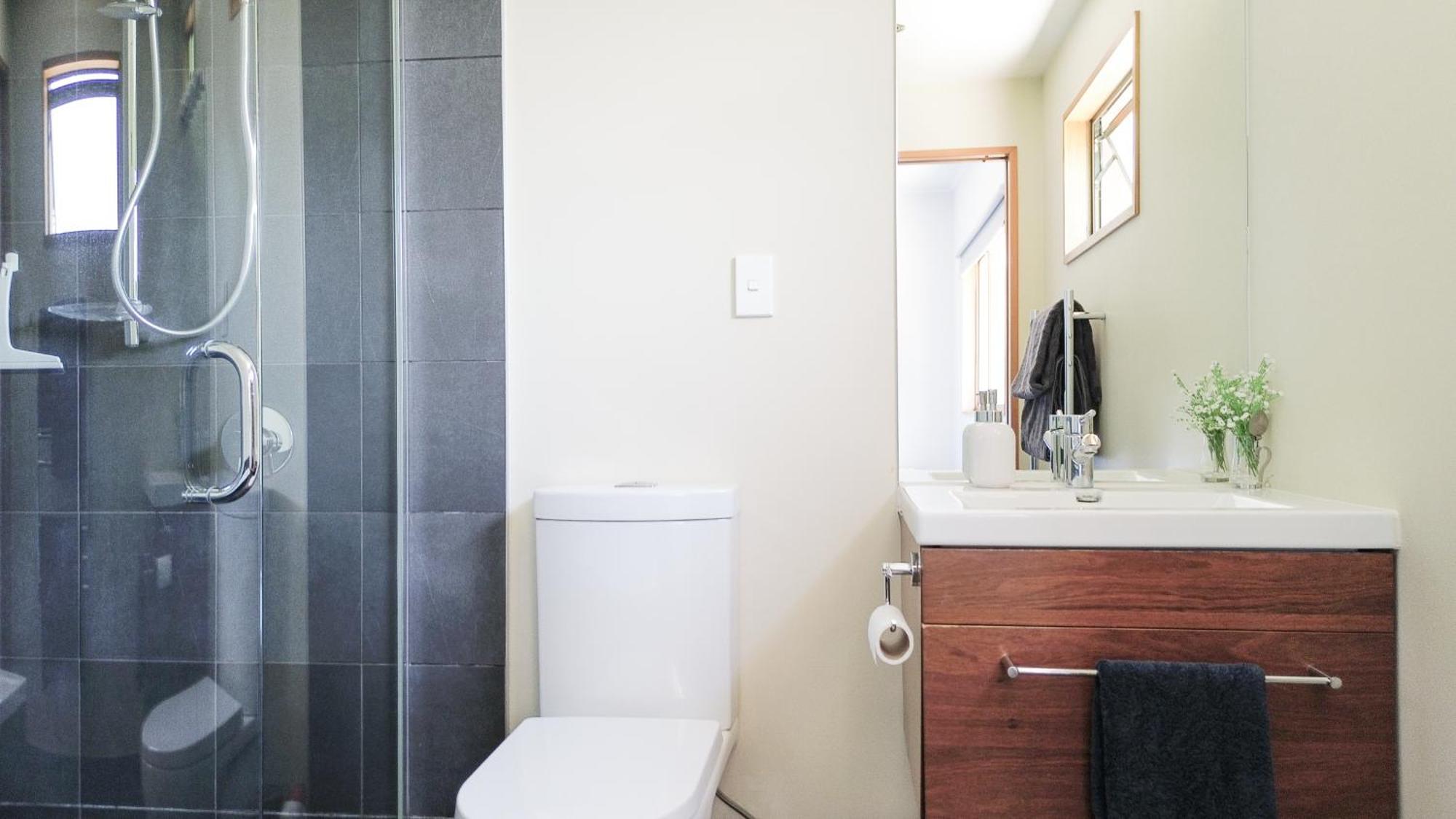 Large, Comfy, Stylish Apartment Havelock North Zewnętrze zdjęcie
