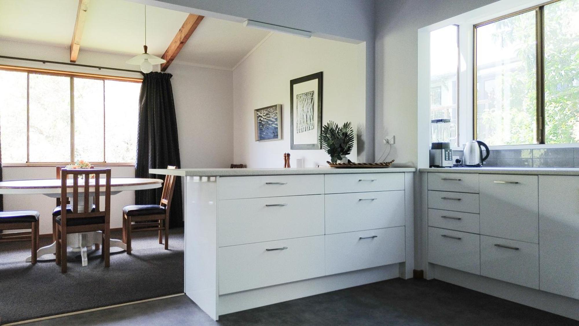 Large, Comfy, Stylish Apartment Havelock North Zewnętrze zdjęcie